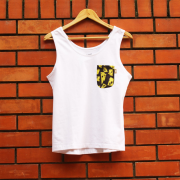 T-shirt c/ alças Queijo